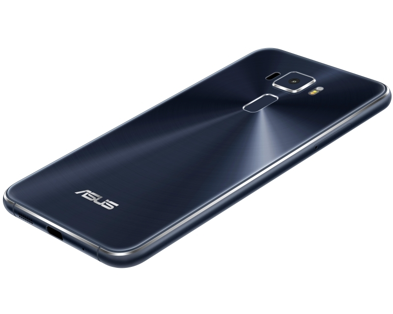 ASUS ZenFone 3 Dual SIM 5.2 FHD 3GB 32GB Android 6.0 crni (ZE520KL-BLACK-32G)