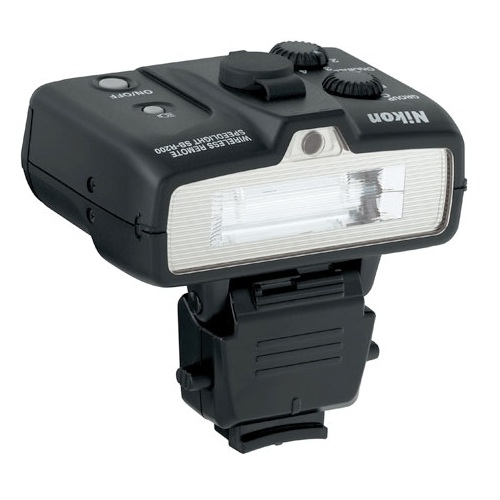 SB-R200 WIRELESS REMOTE SPEEDLIGHT