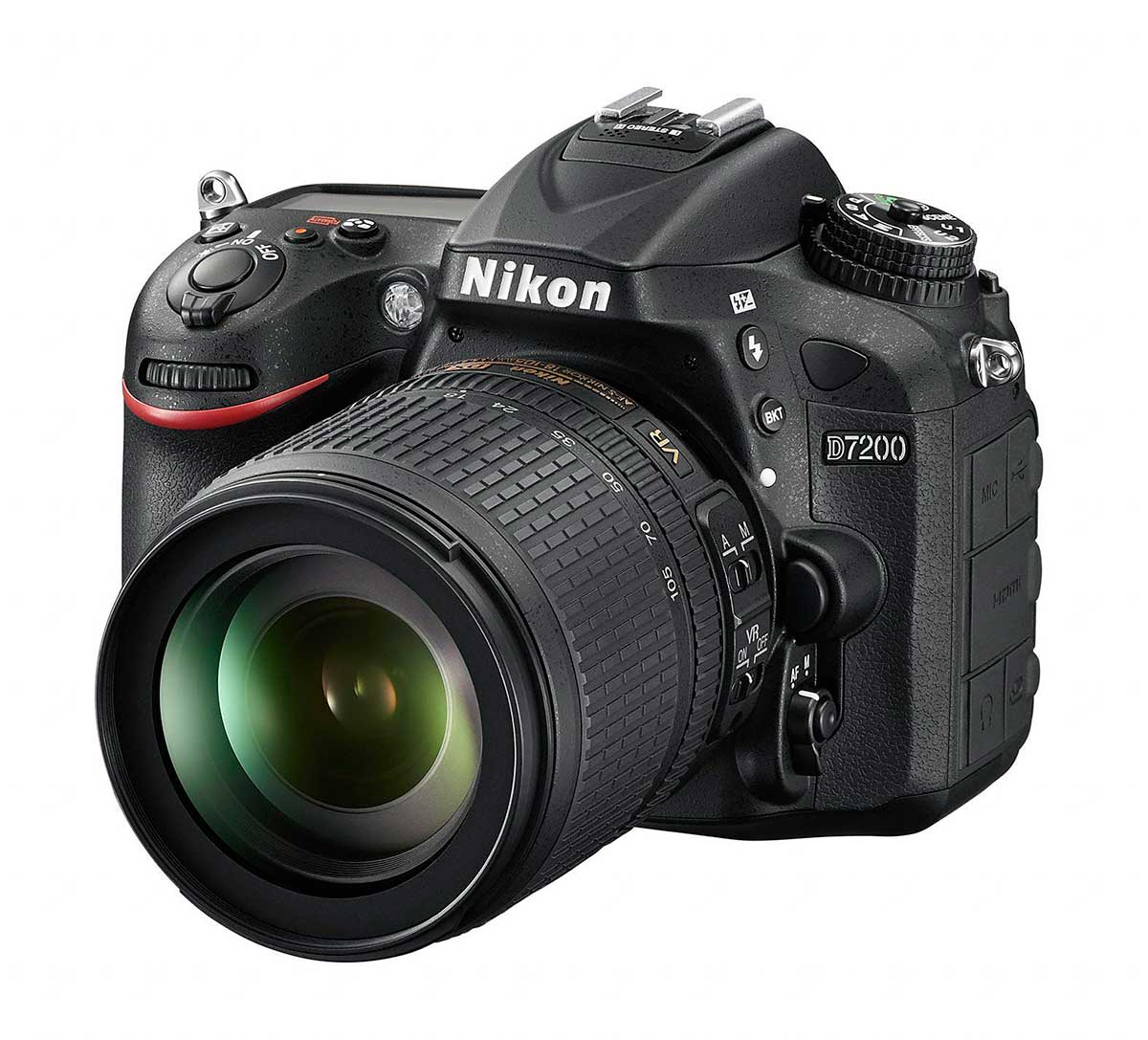 NIKON D7200 + 18-105mm VR