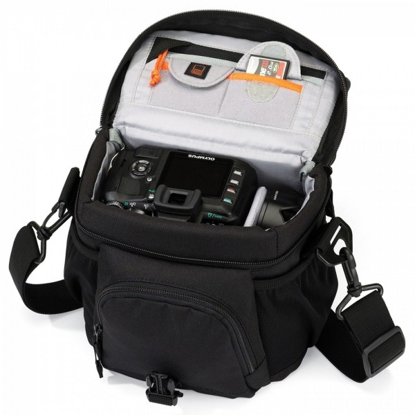 LowePro Nova 140 AW torba(crna)